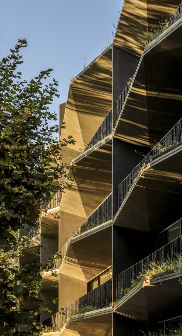 Foz Housing 1032